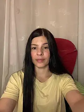 Estefani 32 online show from 06-23-26, 12:41