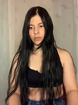 Estefani 32 online show from 06-27-26, 08:58