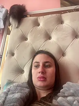 Flossy Vettie online show from 03-04-25, 07:19