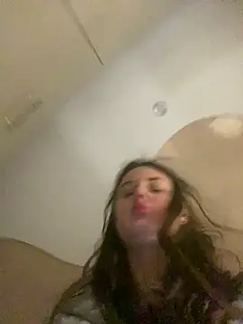 Flossy Vettie online show from 03-04-25, 05:03