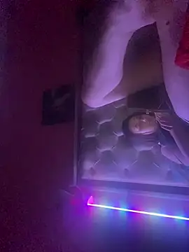 Flossy Vettie online show from 03-11-25, 02:10