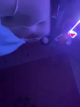 Flossy Vettie online show from 03-22-25, 01:19