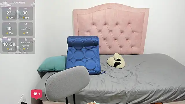 Nazlyy30 online show from 02-14-25, 01:02