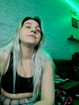Snapshot of ScarletCallings420 chatting on 03-29-26, 12:27 ScarletCallings420 online show from 03-29-26, 12:27
