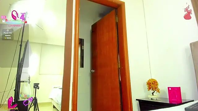 CristinSexy online show from 11-25-25, 10:48