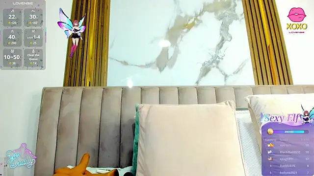 Snapshot of CristinSexy chatting on 02-25-26, 10:47 CristinSexy online show from 02-25-26, 10:47