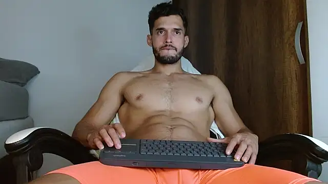 Noah jhonsonn online show from 01-10-25, 05:37
