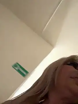 scarlett sexx69 online show from 09-22-25, 06:54