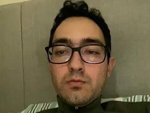 Snapshot of freshmanxxl98 chatting on 03-10-25, 07:07 freshmanxxl98 online show from 03-10-25, 07:07