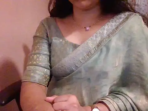 Snapshot of Pinky_4 chatting on 03-18-26, 06:05 Pinky 4 online show from 03-18-26, 06:05