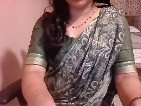 Snapshot of Pinky_4 chatting on 03-25-26, 05:30 Pinky 4 online show from 03-25-26, 05:30