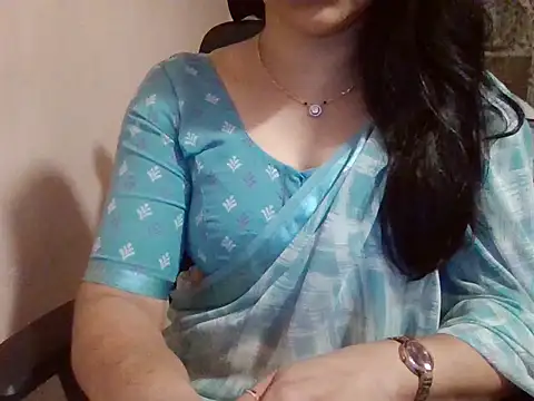 Snapshot of Pinky_4 chatting on 04-27-26, 11:14 Pinky 4 online show from 04-27-26, 11:14