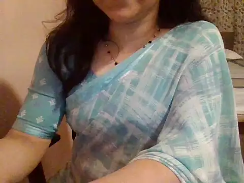 Snapshot of Pinky_4 chatting on 04-28-26, 02:44 Pinky 4 online show from 04-28-26, 02:44