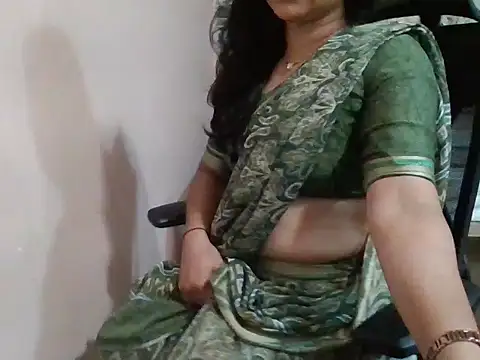 Snapshot of Pinky_4 chatting on 05-09-26, 06:18 Pinky 4 online show from 05-09-26, 06:18