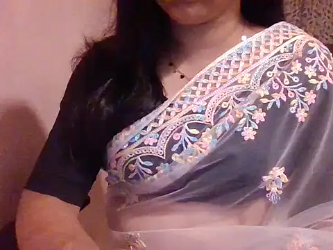 Snapshot of Pinky_4 chatting on 05-10-26, 05:51 Pinky 4 online show from 05-10-26, 05:51