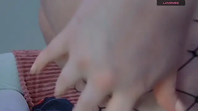 Snapshot of ScarletCarnal chatting on 01-17-25, 12:42 ScarletCarnal online show from 01-17-25, 12:42