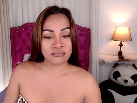 Snapshot of DreamLADYBOY chatting on 09-29-25, 10:58 DreamLADYBOY online show from 09-29-25, 10:58