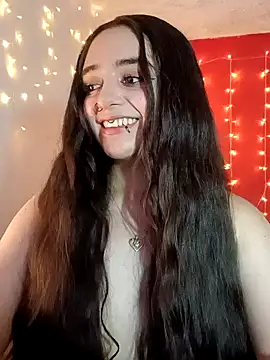 IvonneT online show from 12-08-24, 10:47