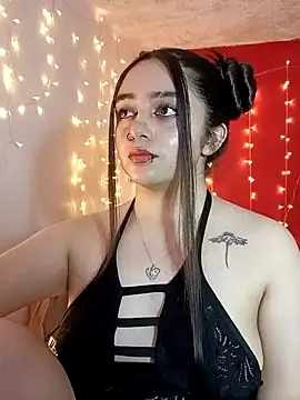 IvonneT online show from 02-02-25, 08:08