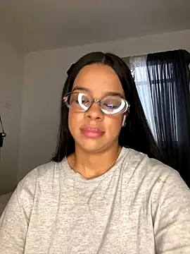 trianawhite online show from 12-03-25, 03:32