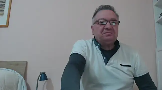 YOU6me online show from 01-18-25, 04:42