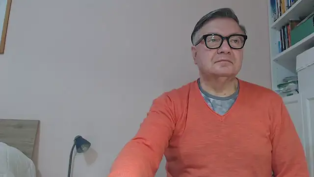 Snapshot of YOU6me chatting on 04-01-26, 07:42 YOU6me online show from 04-01-26, 07:42
