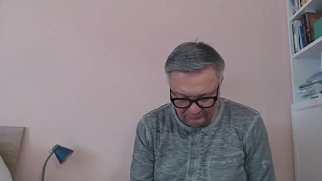 Snapshot of YOU6me chatting on 04-29-26, 09:46 YOU6me online show from 04-29-26, 09:46