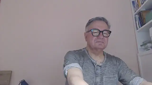 YOU6me online show from 06-10-26, 06:34
