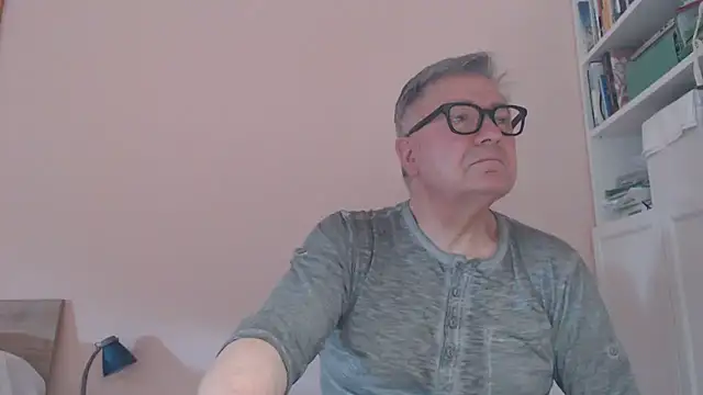 YOU6me online show from 06-23-26, 06:33