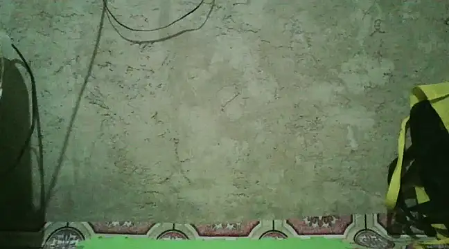 Beatrice143 online show from 01-31-25, 06:03