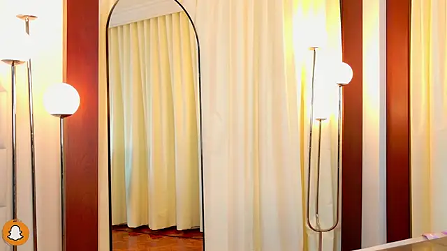 lissetlong69 online show from 05-18-26, 11:32