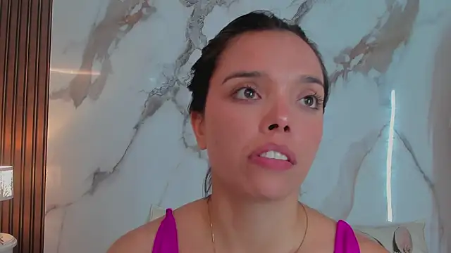 hannahill69 online show from 03-10-25, 10:48