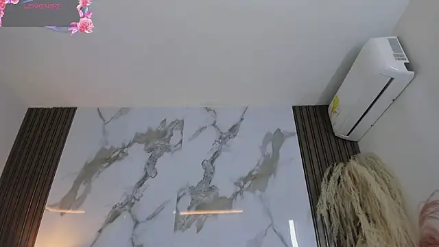 hannahill69 online show from 01-15-26, 04:06