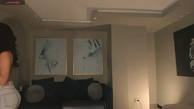 AnaDurant online show from 09-26-25, 12:31