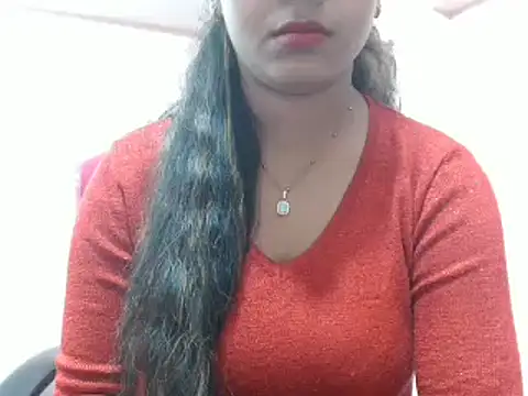 LovingPihu online show from 01-17-25, 11:38