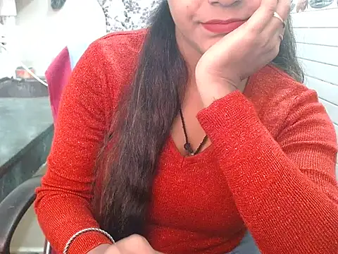 Snapshot of LovingPihu chatting on 11-07-25, 05:18 LovingPihu online show from 11-07-25, 05:18