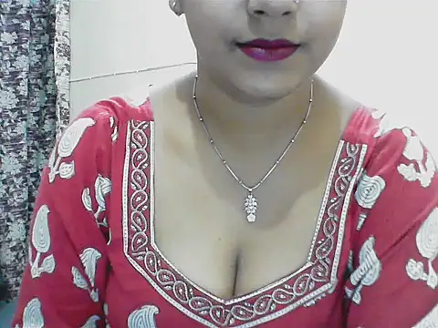 LovingPihu online show from 05-03-26, 05:35