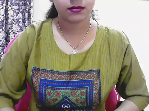 LovingPihu online show from 05-05-26, 05:48