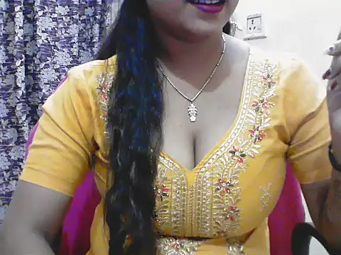 LovingPihu online show from 05-07-26, 05:46