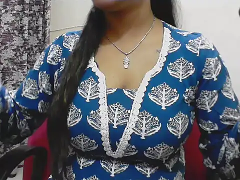 LovingPihu online show from 05-08-26, 05:13