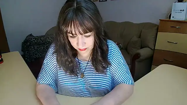 Lucretia Goldi  online show from 02-17-26, 10:05