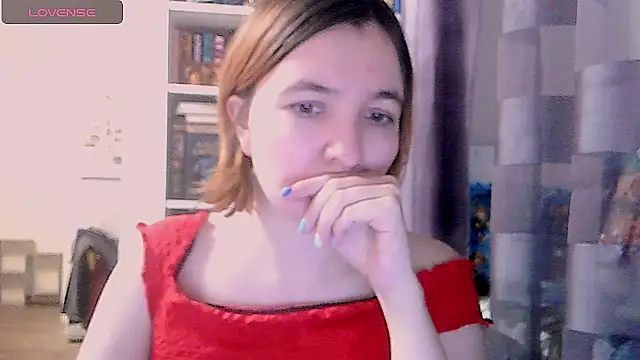 Snapshot of BrattyFoxyGirl chatting on 12-02-24, 11:45 BrattyFoxyGirl online show from 12-02-24, 11:45