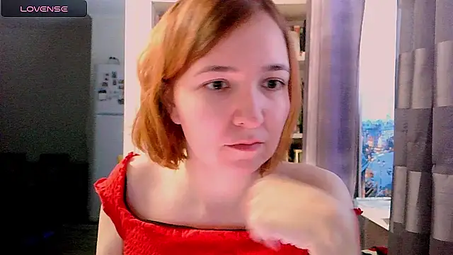 Snapshot of BrattyFoxyGirl chatting on 01-17-25, 11:38 BrattyFoxyGirl online show from 01-17-25, 11:38