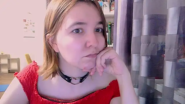 Snapshot of BrattyFoxyGirl chatting on 03-05-25, 02:23 BrattyFoxyGirl online show from 03-05-25, 02:23