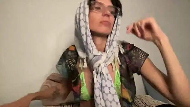 Snapshot of Labebe-rica chatting on 02-01-26, 01:37 Labebe-rica online show from 02-01-26, 01:37