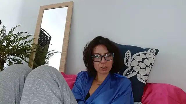 Labebe-rica online show from 06-24-26, 03:44