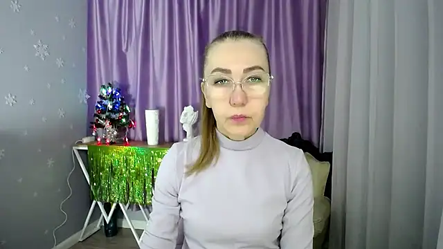 queen a n i online show from 12-09-24, 06:01