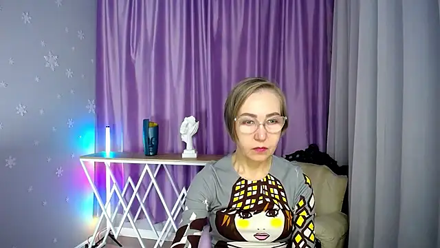 queen a n i online show from 10-27-25, 10:19