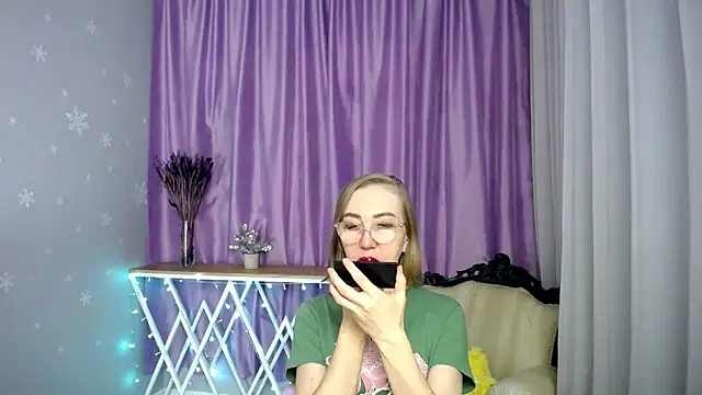 queen a n i online show from 05-06-26, 09:36