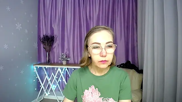 queen a n i online show from 05-07-26, 06:30